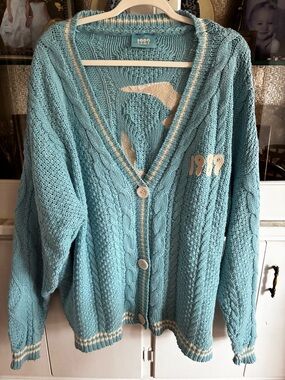 Taylor Swift 1989 Cable Knit V-Neck Cardigan Sweater - Light Blue